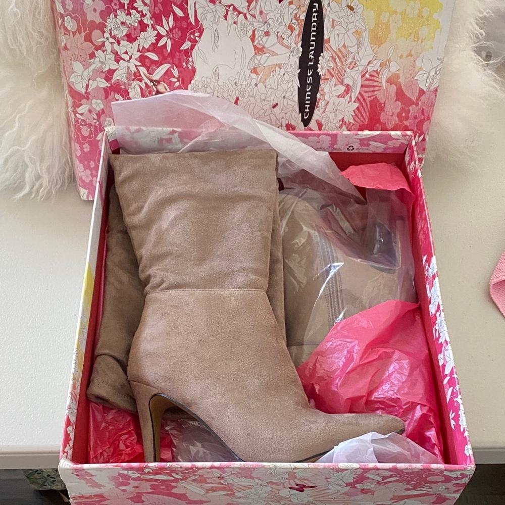 CHINESE LAUNDRY Taupe Knee-High Boots NIB! 🤎 - Picture 9 of 11